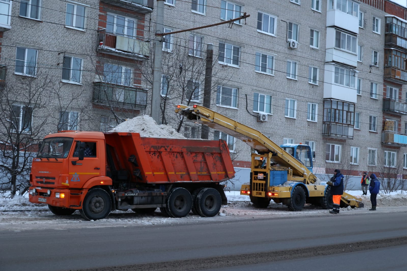 В Дзержинске завершаются работы по вывозу снега - Администрация города  Дзержинска